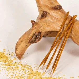 Handcrafted osmanthus petal incense sticks with hand-embedded real osmanthus petals, traditional Chinese herbal aromatic incense for relaxation, meditation and home decor, premium natural floral aromatherapy wellness product